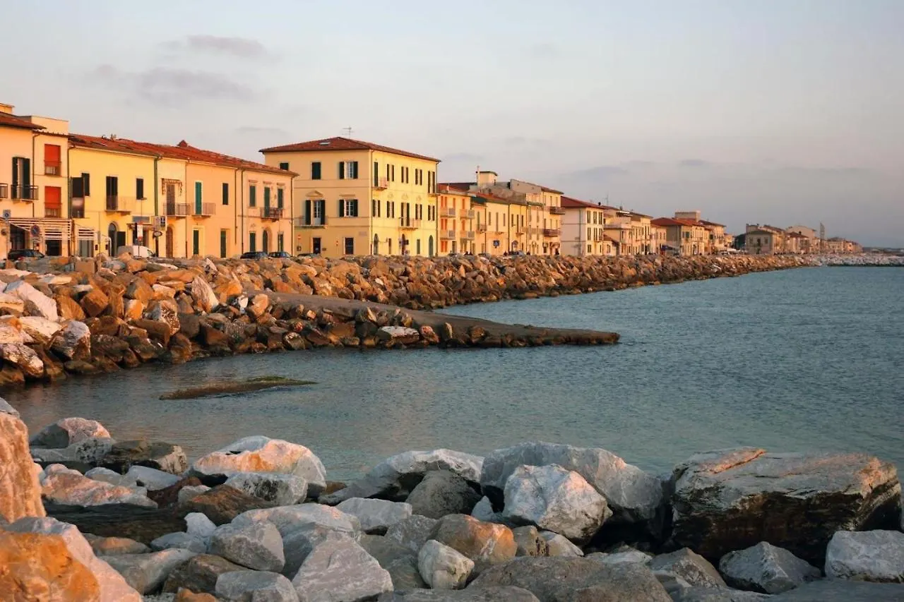 Affreschi Sul Mare Hotel Marina Di Pisa Italy