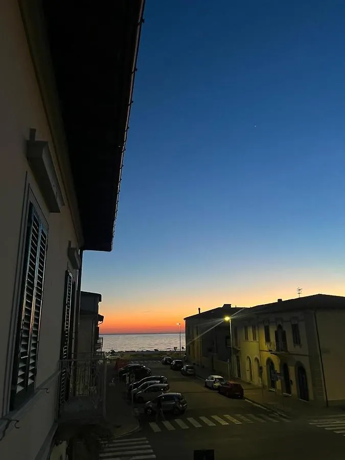 Hotel Affreschi Sul Mare à Marina Di Pisa Italie